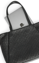 SayaMBG Jobbveske, Flette