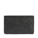 IlaMBG Clutch, Flette