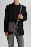 DarlaMBG Tall Crossbody Veske, Monochrome